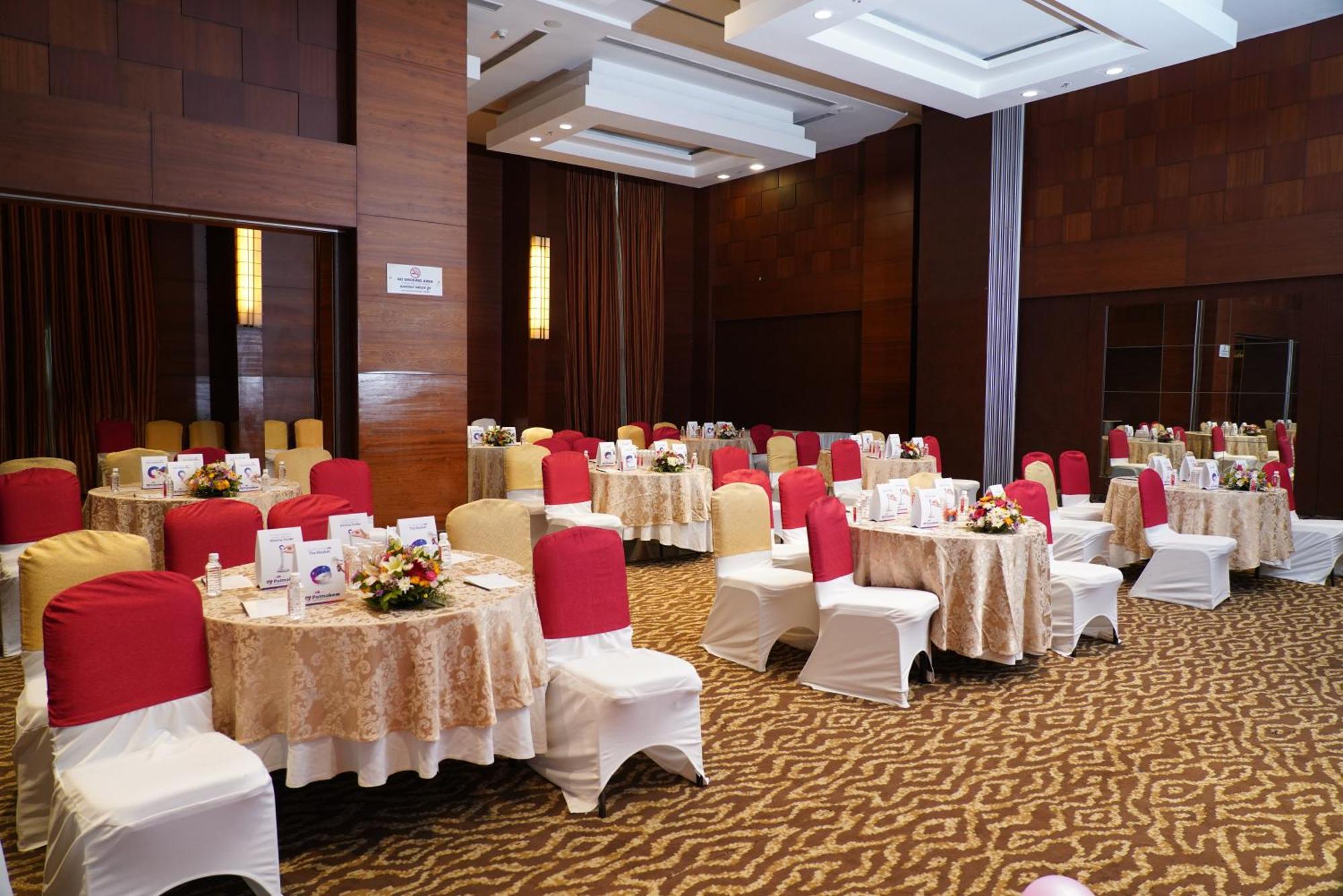 Fortune Select Jp Cosmos, Bengaluru - Member Itc Hotels' Group Extérieur photo